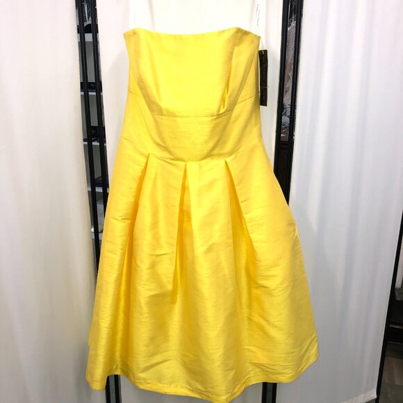 YELLOW POCKETS Size 2 Knee-Length Bridesmaid Dress, Canary Sunshine Butter Lemon - Picture 3 of 7